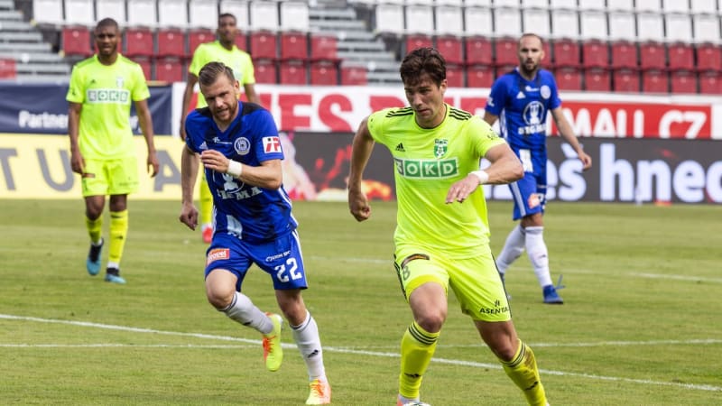 Czesi dograją, choć z komplikacjami