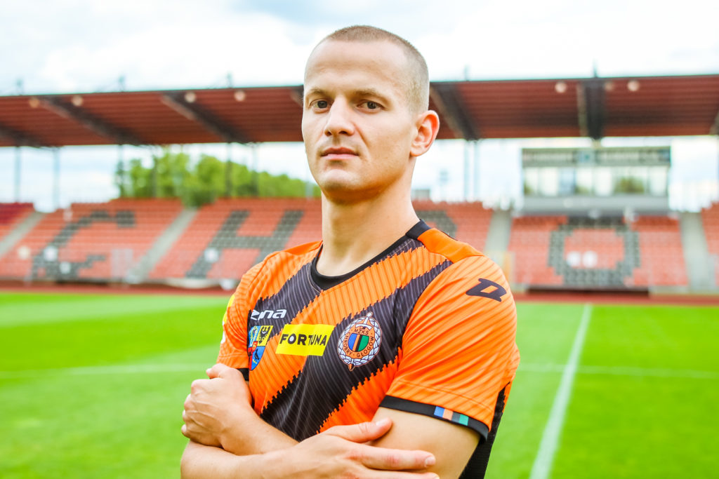 Tomasz Cywka w Chrobrym, czyli przebudowa środka pola