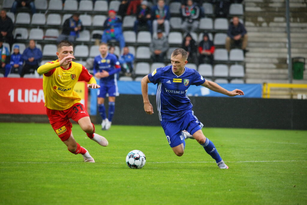 Miedź Legnica i jej zadyszka na własnym stadionie