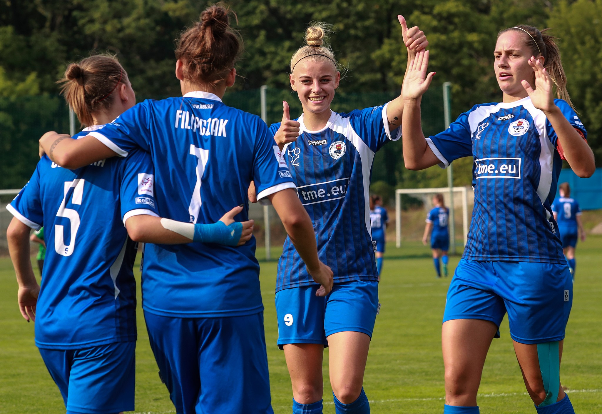 TME UKS SMS Łódź z historycznym medalem, Czarni Sosnowiec o krok od mistrzostwa. W ekstralidze kobiet sytuacja staje się jasna