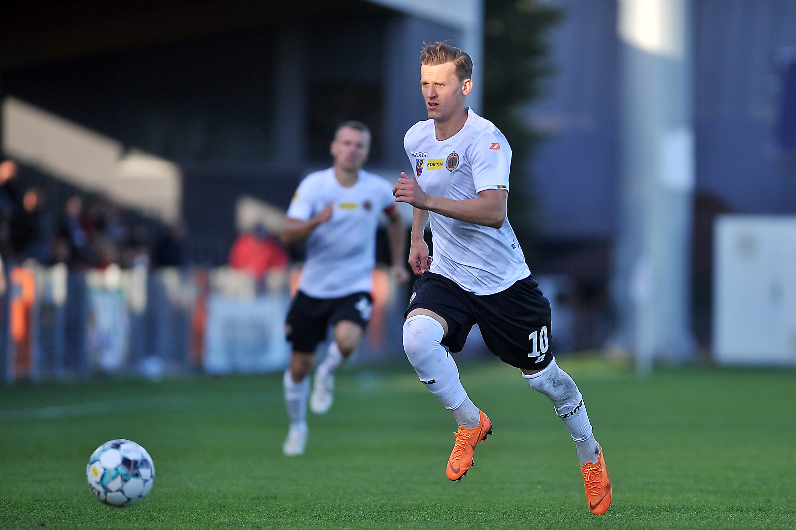 Maksymilian Banaszewski odradza się w Chrobrym Głogów jak feniks z popiołów