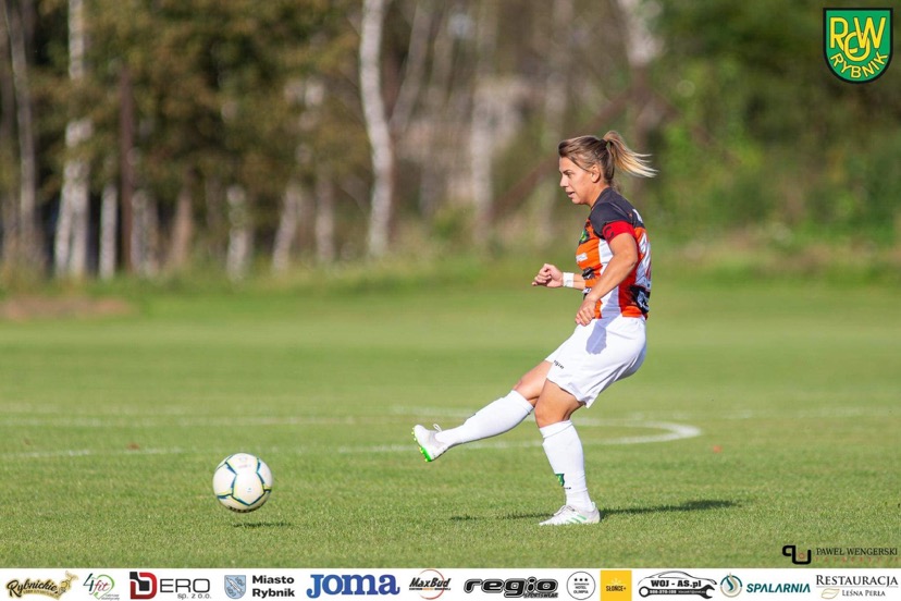 Patrycja Matla: Z każdym rokiem i sezonem kobieca piłka będzie się na pewno rozwijała (WYWIAD)