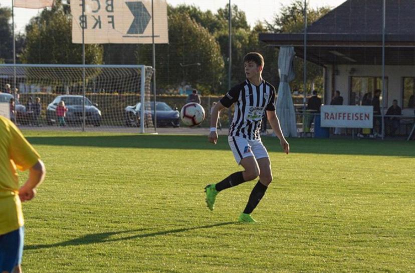 Jonatan Lewandrowski: Trzeba pamiętać, że niższe ligi w Szwajcarii to praca i piłka nożna