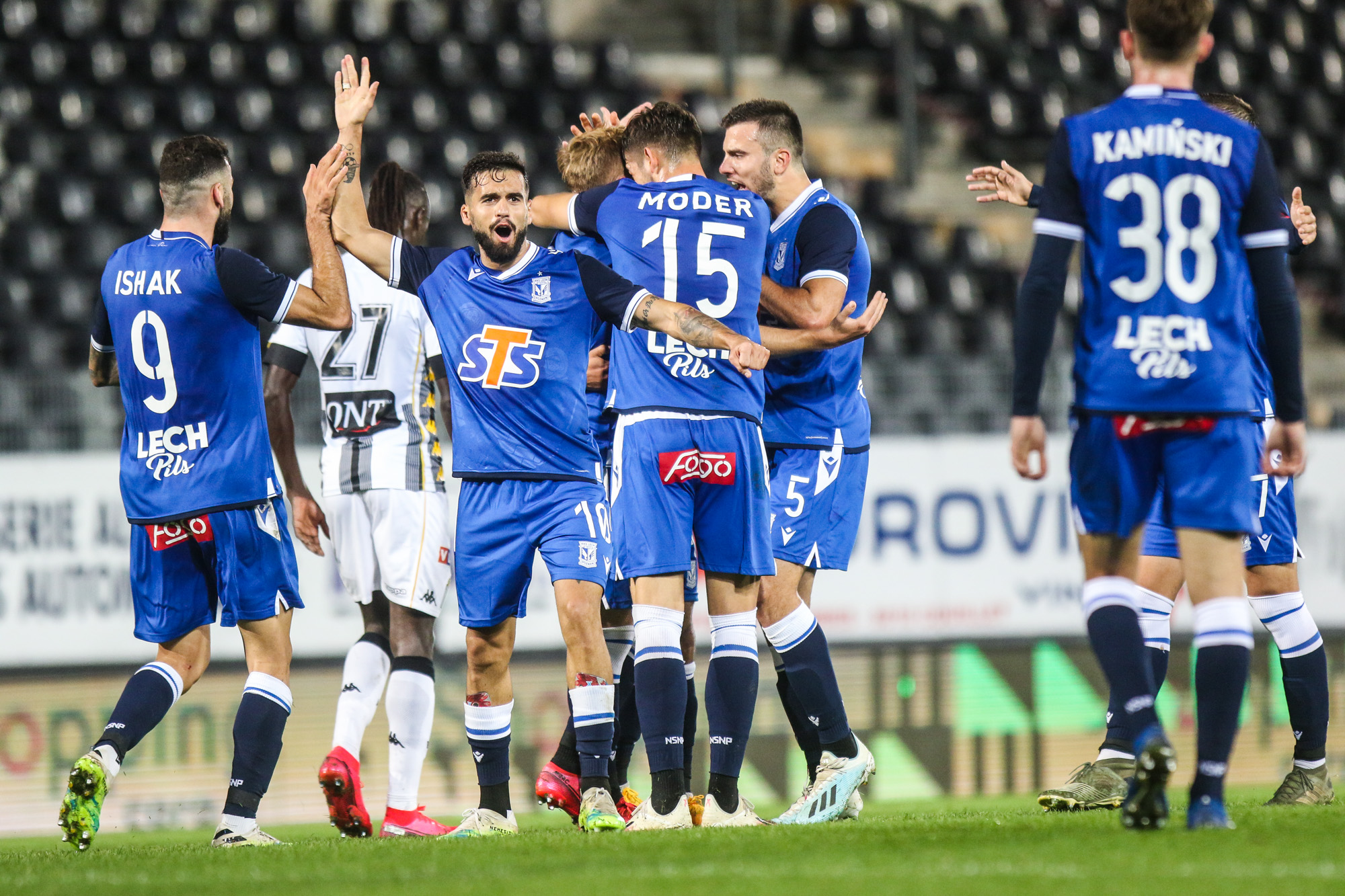 Wspaniałe zwycięstwo Kolejorza! Lech Poznań – Standard Liege 3:1