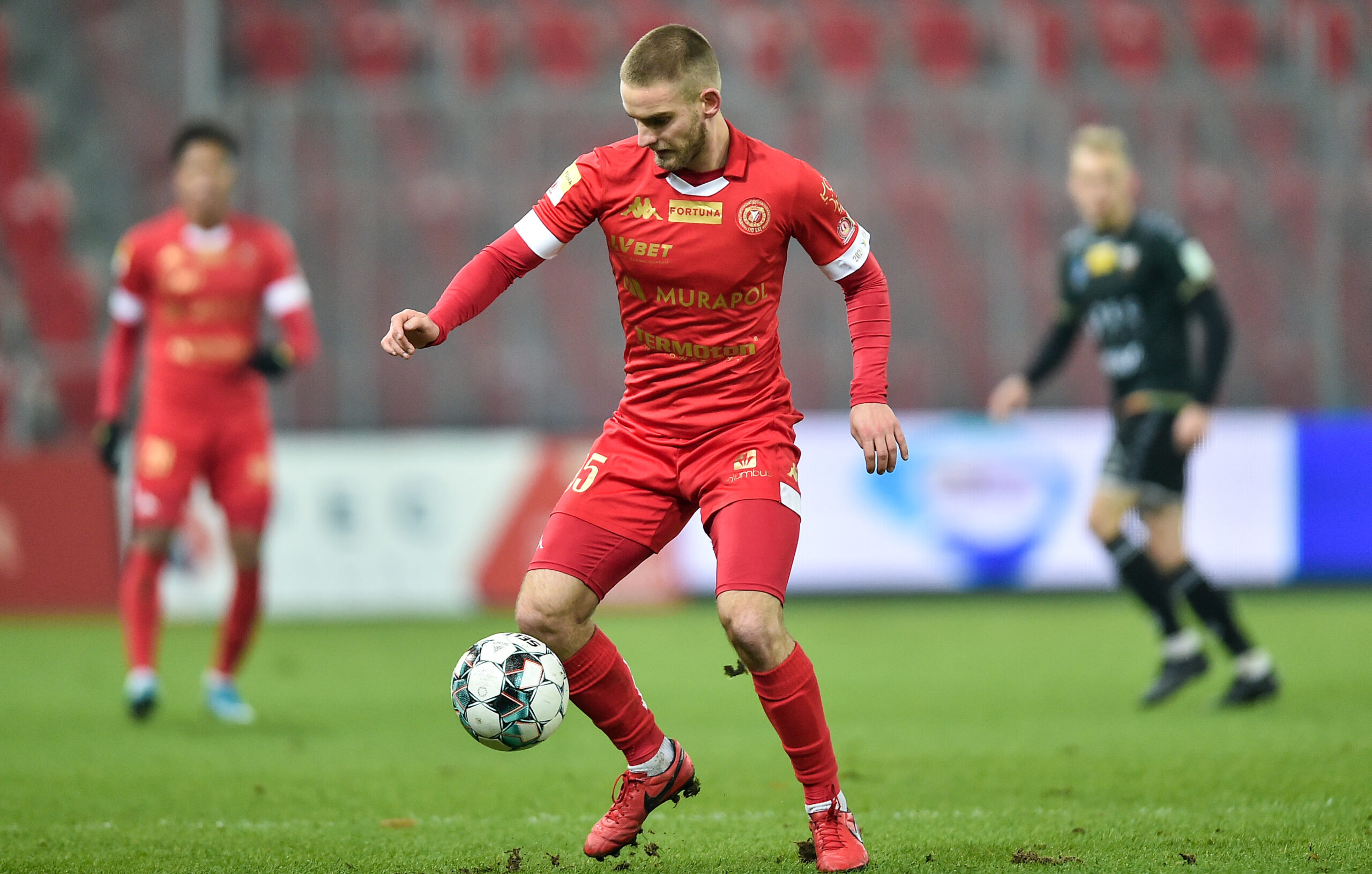 Obrona Łodzi zakończona sukcesem. Widzew pokonał Koronę