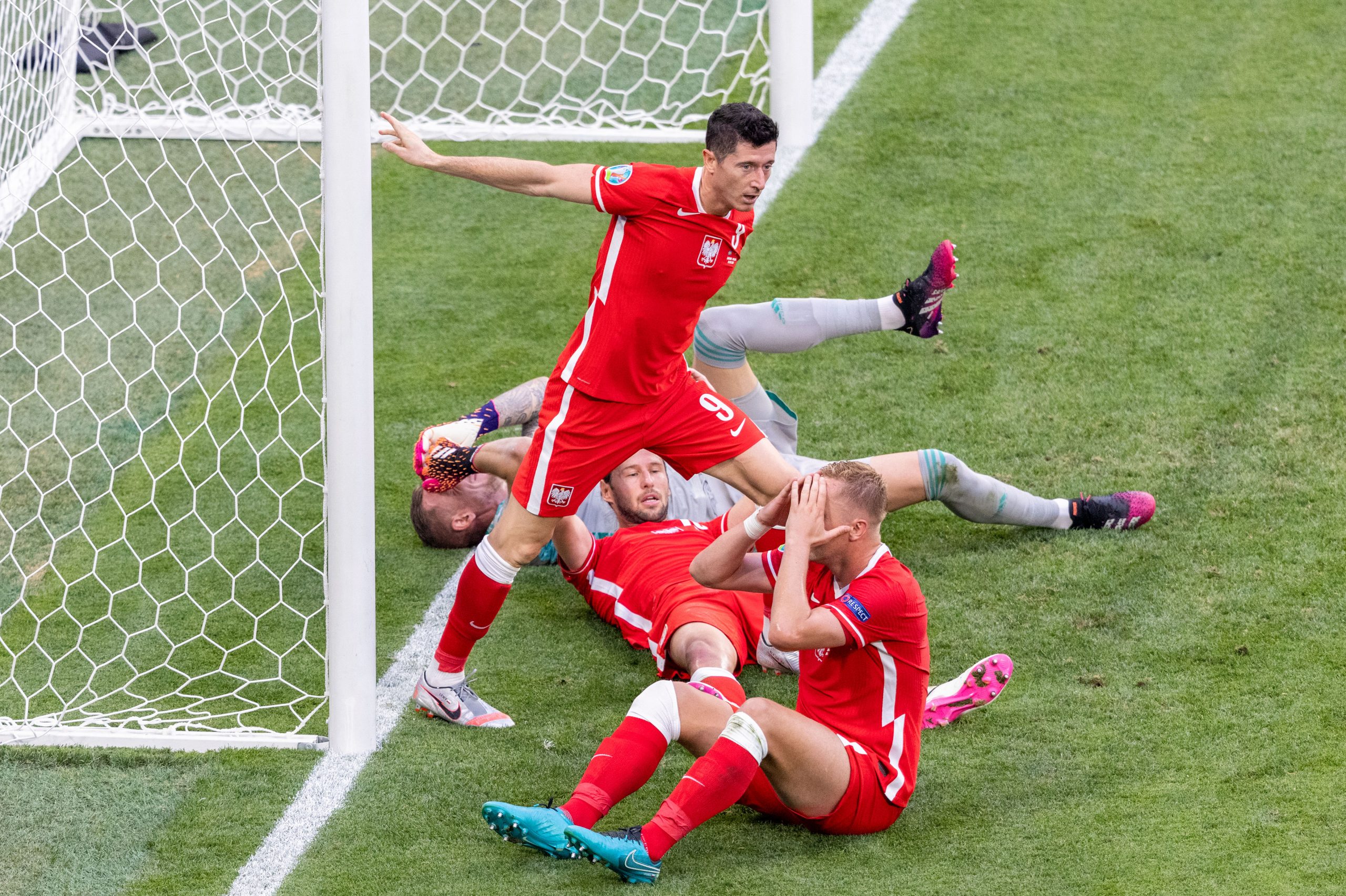 Mecze o wszystko, czyli tragedia w trzech aktach