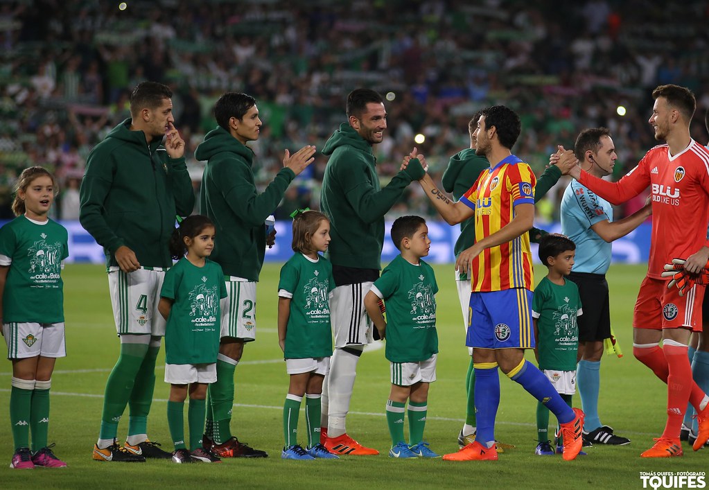Real Betis wraca do Europy. Czy jest gotowy do walki na trzech frontach?