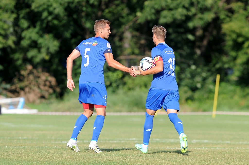 Znicz Pruszków – król polowania, ale (jeszcze) nie punktowania w 2. lidze