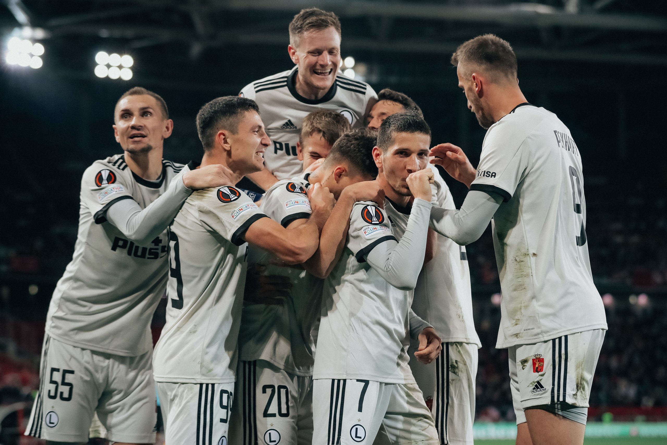Pięć powodów, dla których to Legia wygra z Lechem w polskim klasyku!
