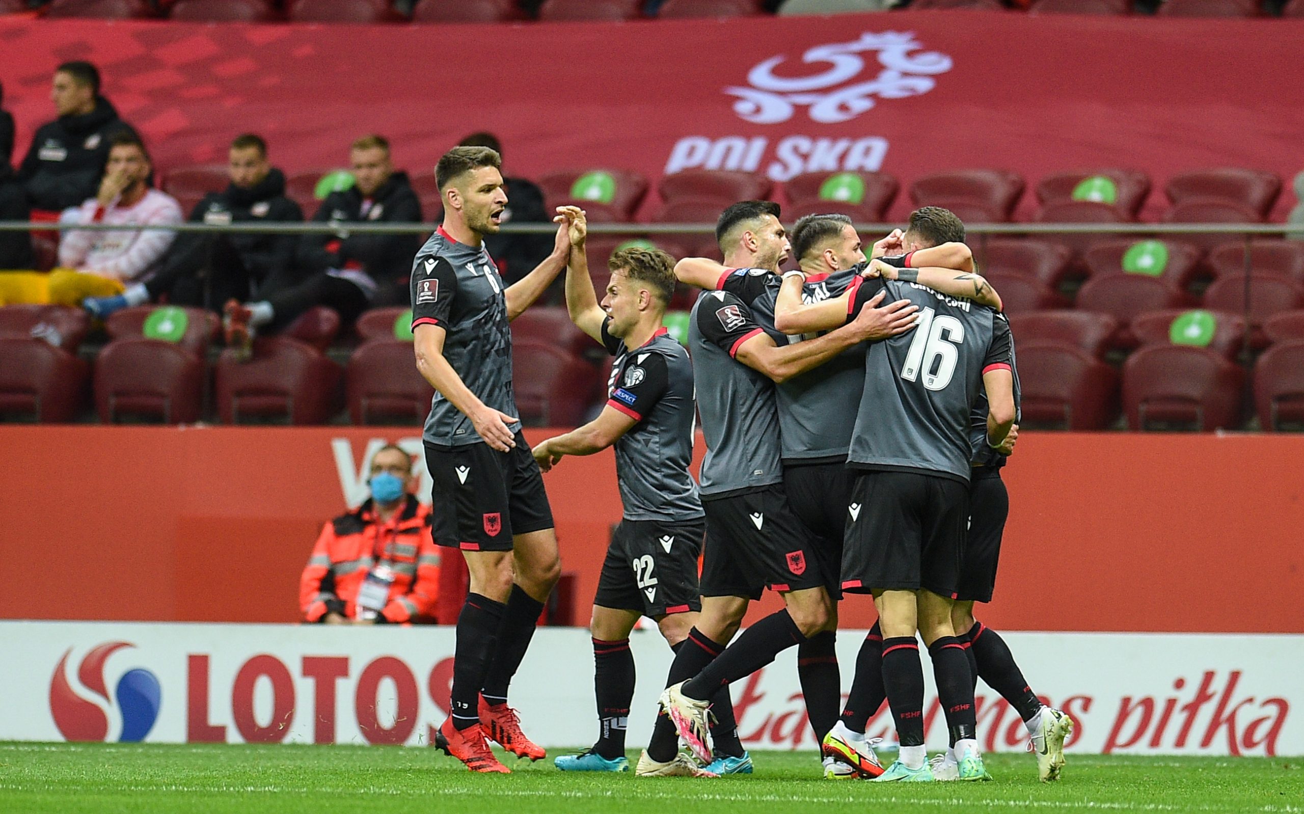 Albania a historia – przeciwnik, który nam leży?