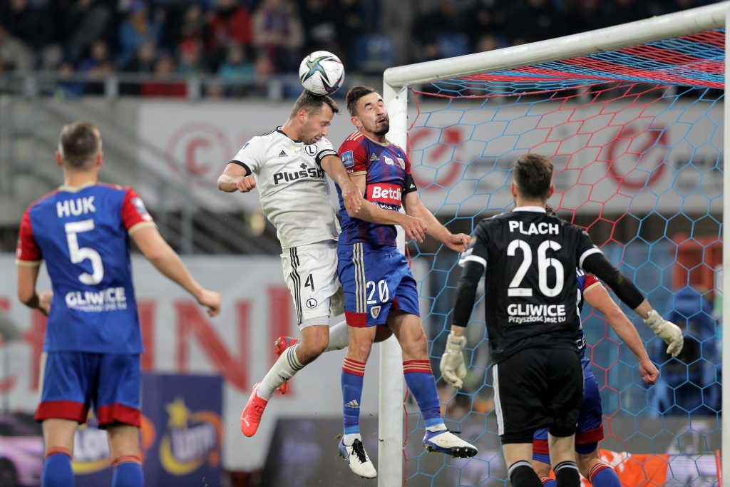 Czesław Michniewicz znowu zaskoczył. Mateusz Wieteska i Patryk Kun debiutantami