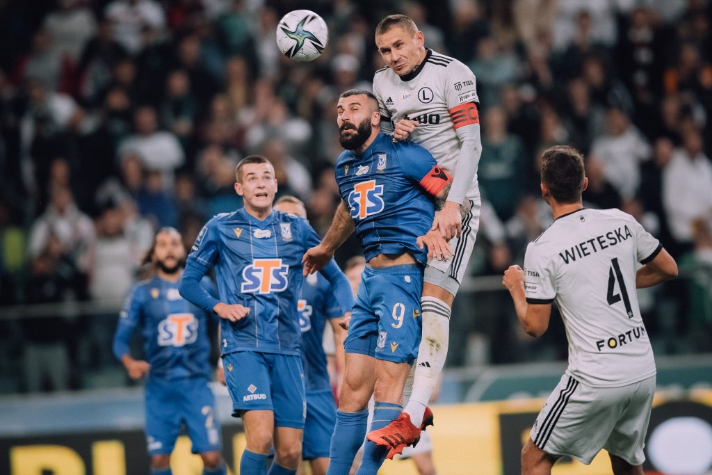 Legia Warszawa po raz kolejny w tym sezonie zawiodła swoich kibiców…