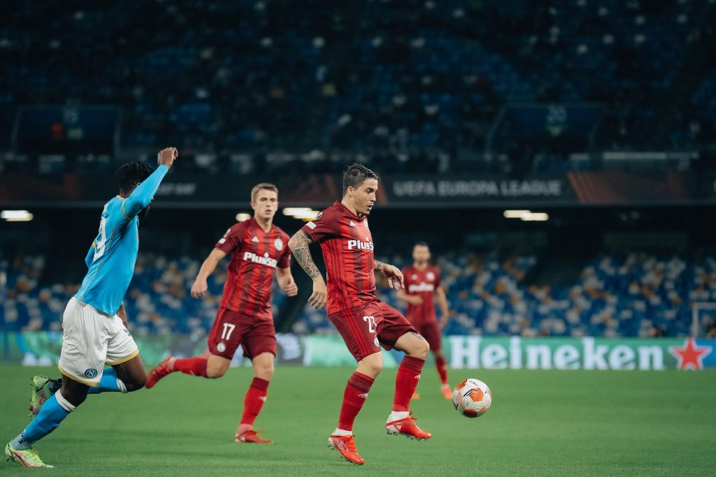 Josue Pesqueira – nieudany transfer czy ofiara kryzysu Legii Warszawa?