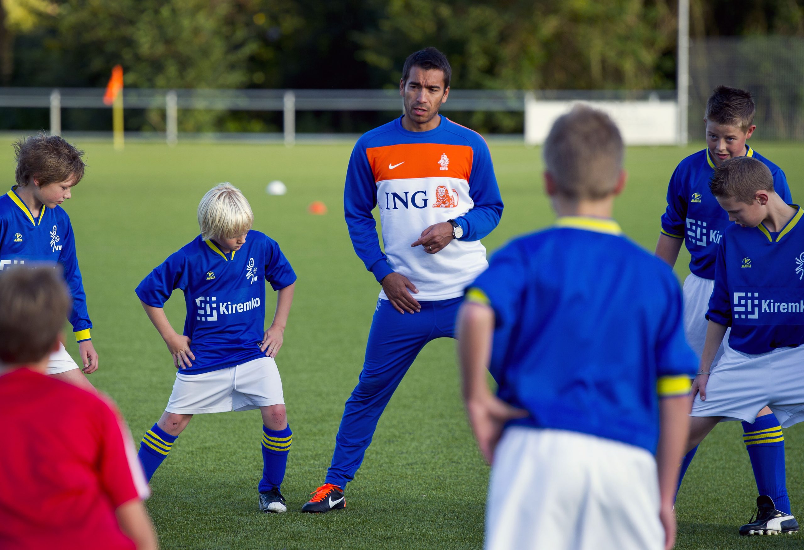 Van Bronckhorst następcą Gerrarda. Musi poprawić grę Rangersów