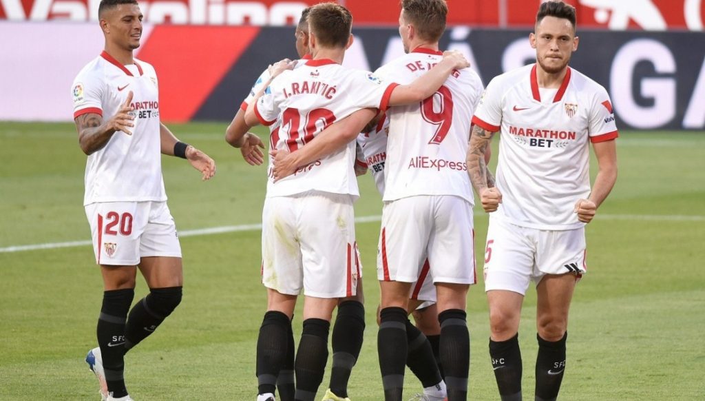 Trofeum drugiej kategorii. Komu może zależeć na wygraniu Ligi Europy? Kto grę w tych rozgrywkach potraktuje jak karę?