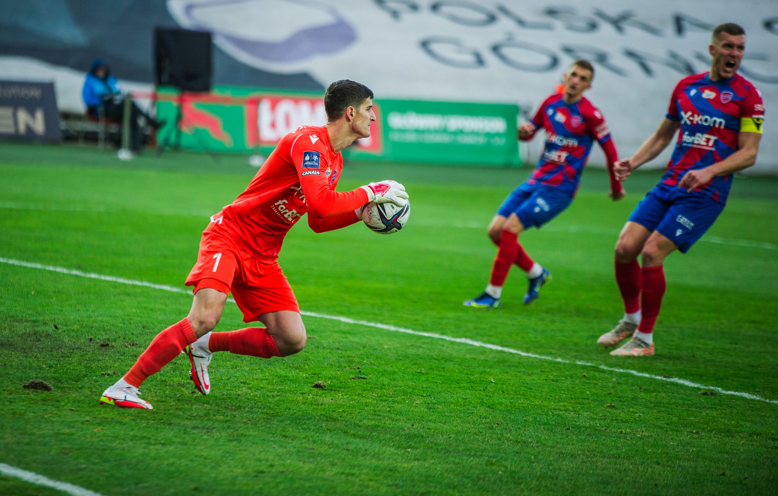 Vladan Kovačević utrzymał Raków na powierzchni w LE [OCENY]