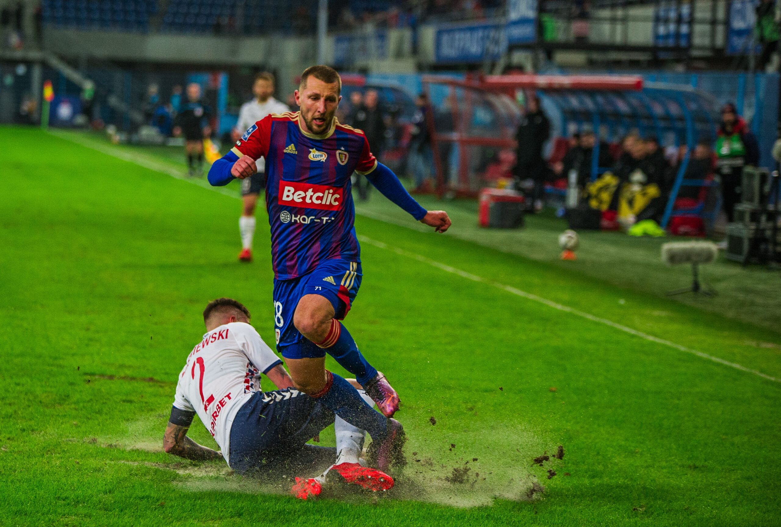 TOP 10 transferów zagranicznych do ekstraklasy