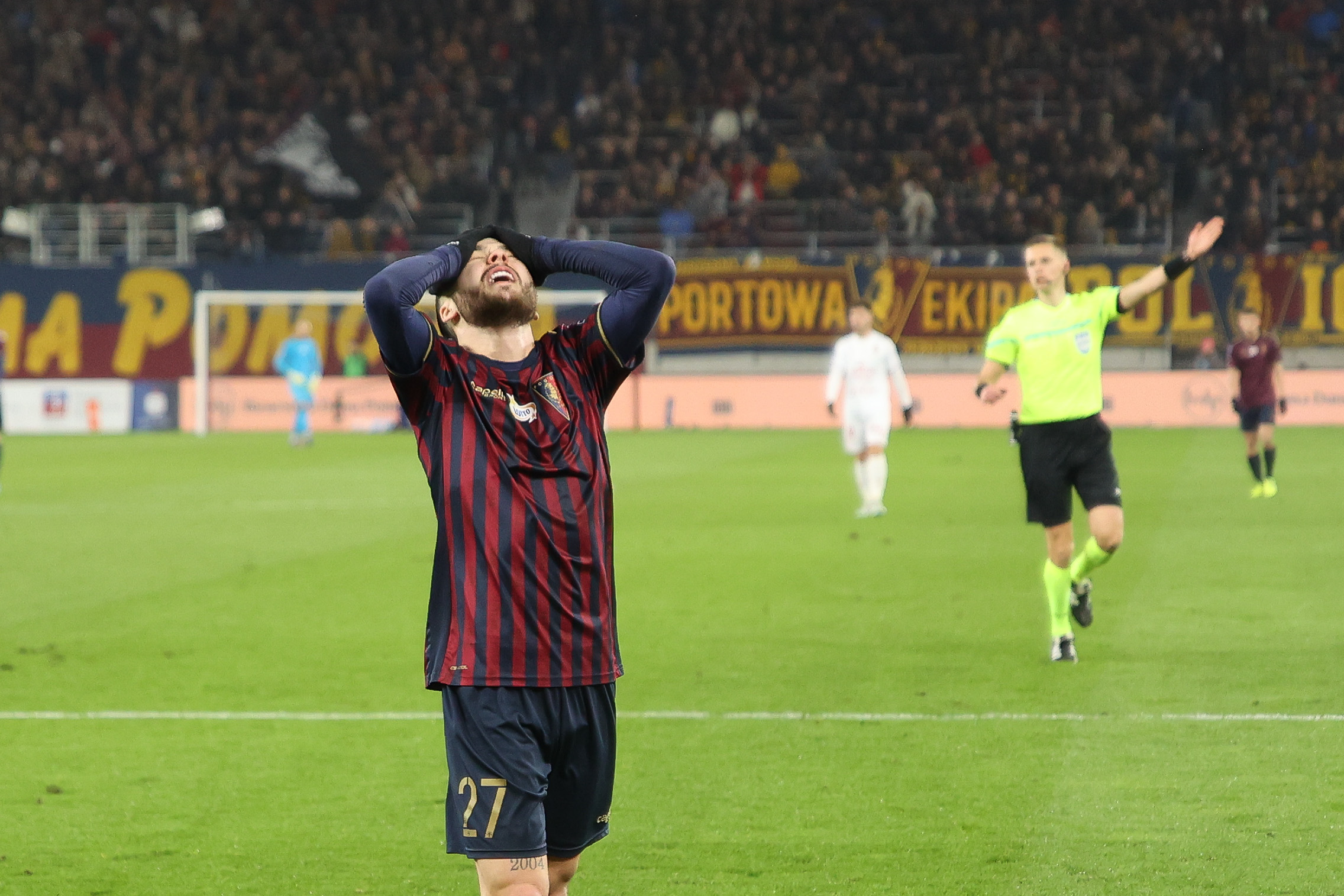 Jakich wzmocnień potrzebuje Pogoń Szczecin, aby skutecznie walczyć w europejskich pucharach?