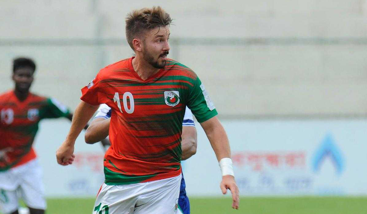 „Rafel” rozchwytywany. Polak rozważa powrót do Polski