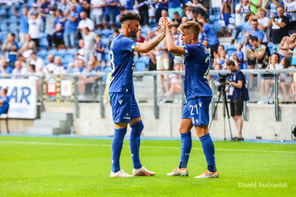 Lech Poznań zdobywa pierwsze punkty w Lidze Konferencji Europy