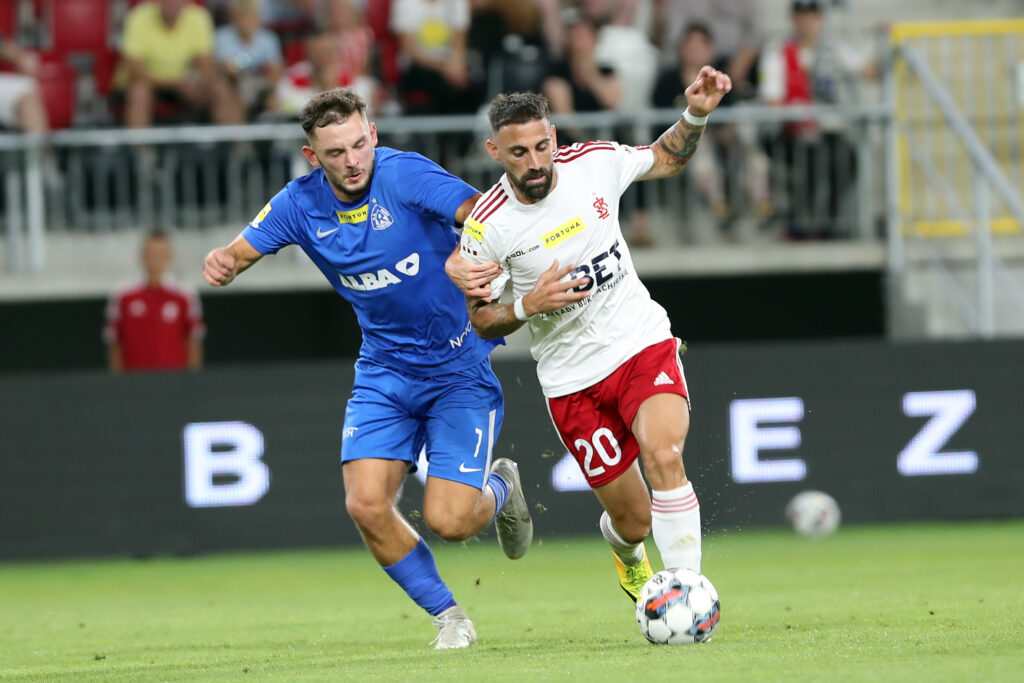 Meczycho w Gliwicach! ŁKS Łódź remisuje z Ruchem Chorzów 3:3