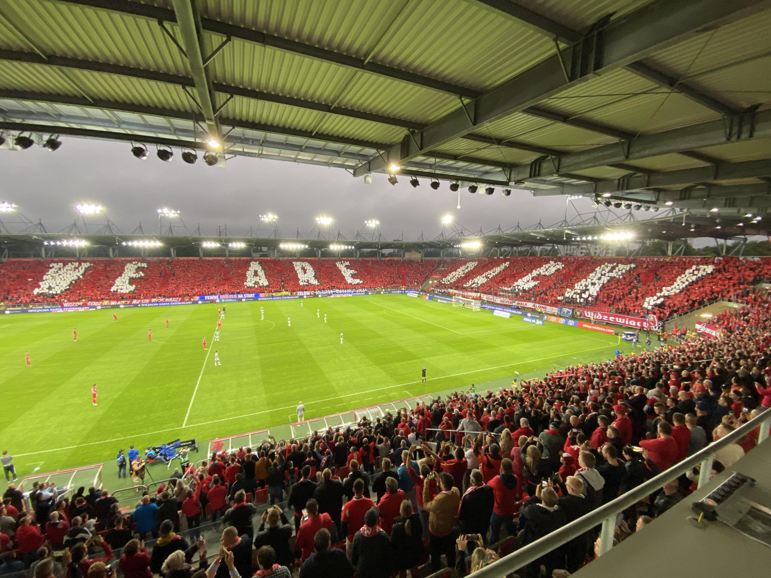 Widzew szuka wzmocnień na boku. Darian Males prosto z BSC Young Boys do Łodzi?