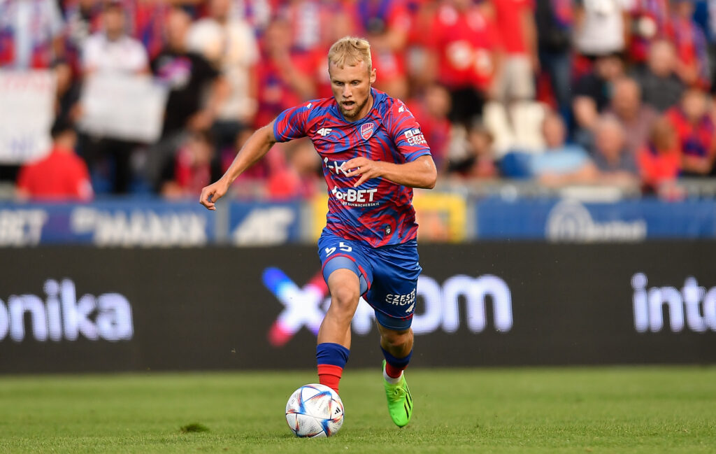 Jak na mistrza przystało… Szymon Czyż rewelacyjnie wystrzelił z formą!