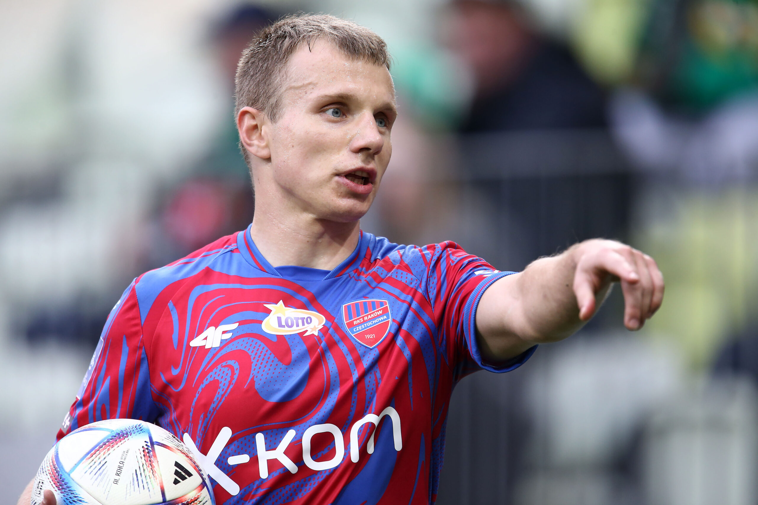 Stal i Raków na remis. Sędzia wizytówką meczu