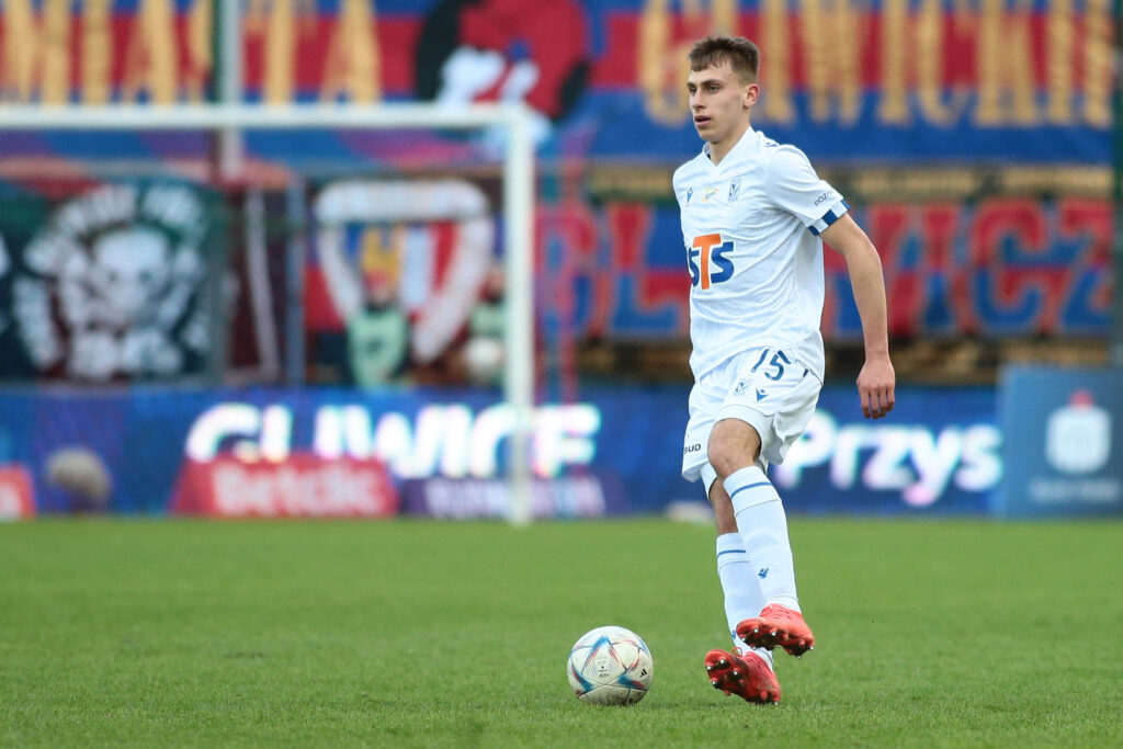 Wychowankowie na zgrupowaniach klubów PKO Ekstraklasy