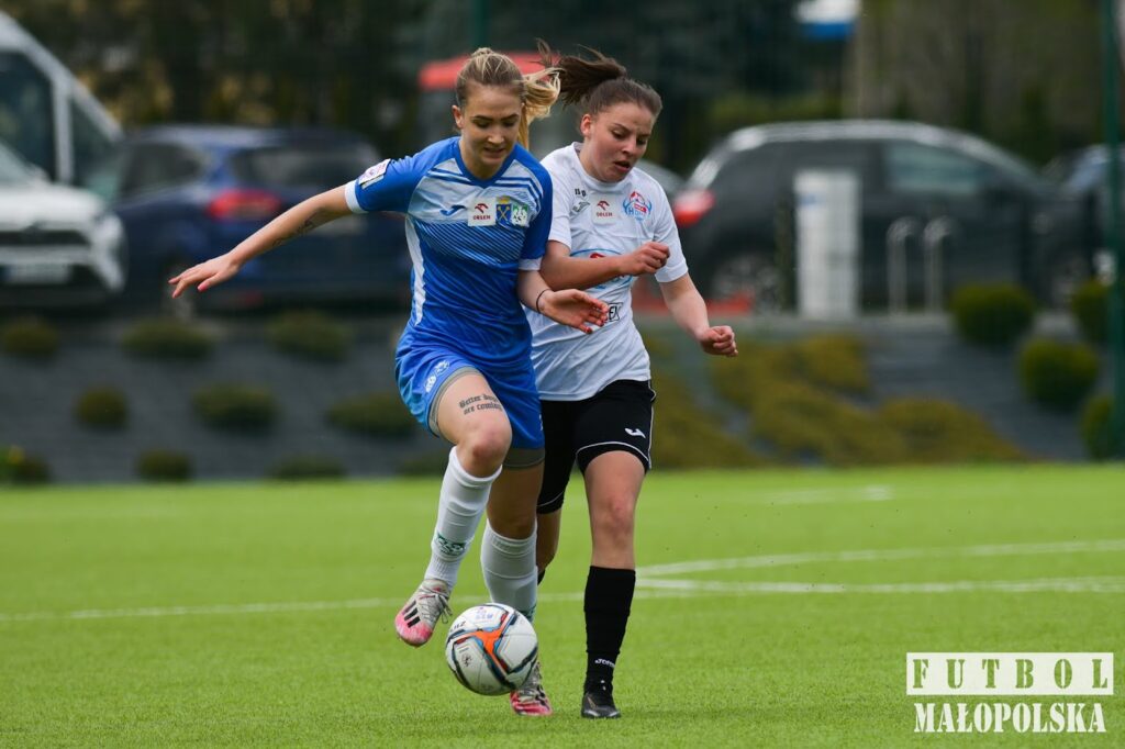 Kinga Pawlica: Kobieca piłka nigdy nie dorówna piłce nożnej mężczyzn