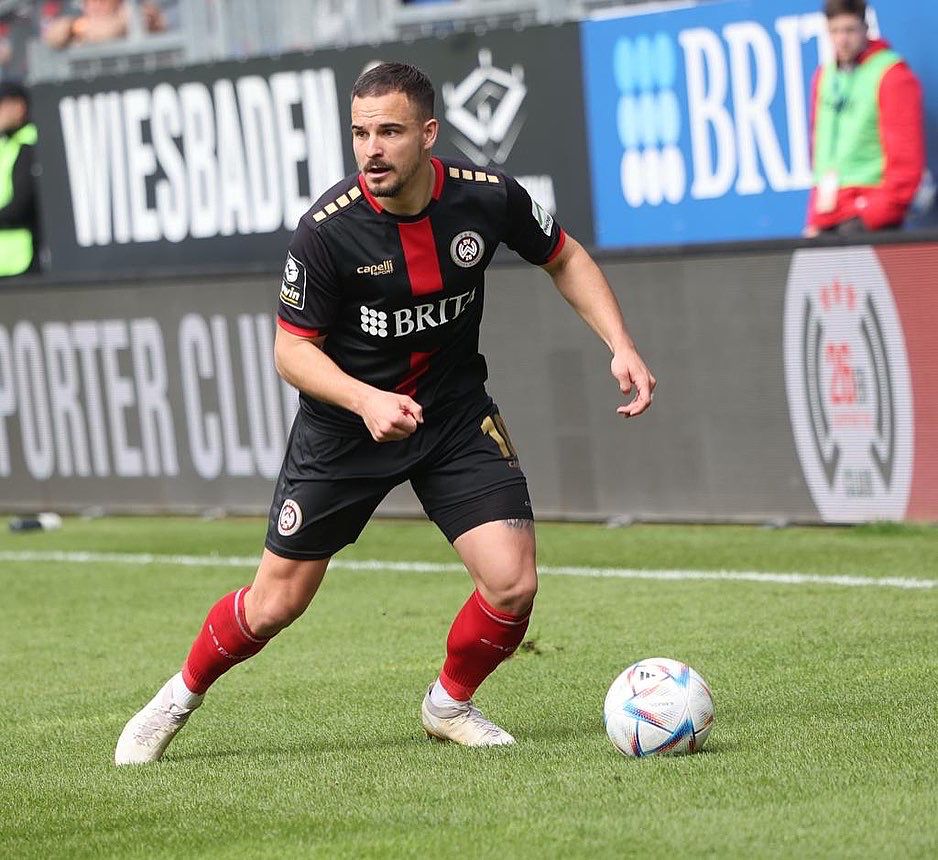 Sebastian Mrowca: Na pierwszy trening w Bayernie przyszedłem w trampkach [WYWIAD]