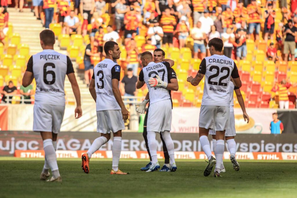 Po co nam 18 zespołów w PKO Ekstraklasie?