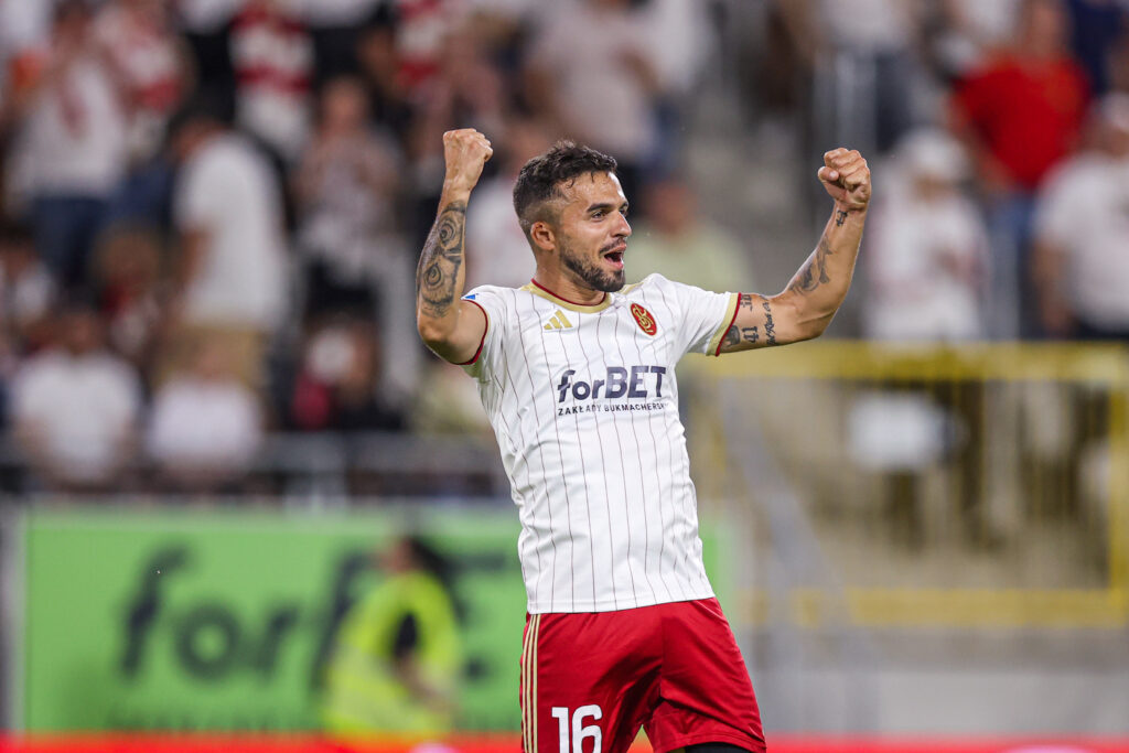 Derby Łodzi – kto na papierze ma mocniejszą jedenastkę?