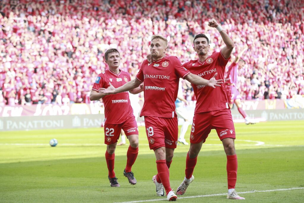 Jesteśmy nad kreską – jak radziły sobie Widzew Łódź, Warta Poznań i Stal Mielec w rundzie jesiennej?