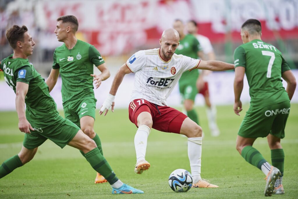 Czy ŁKS to najgorsza drużyna w historii polskiej ekstraklasy na wyjeździe?