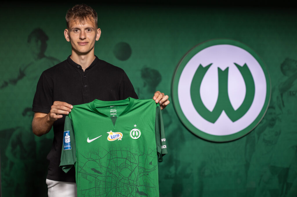 Filip Borowski: Chcę wrócić do Lecha i walczyć o pierwszy skład [WYWIAD]