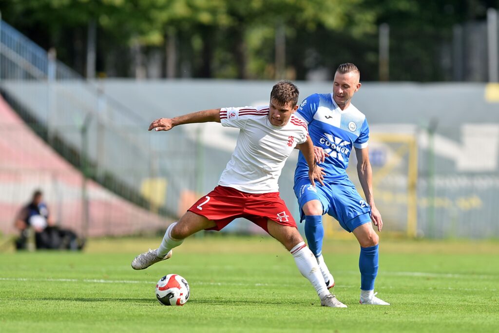 Hutnik Kraków wciąż na zaciągniętym hamulcu ręcznym. ŁKS z Hutnikiem na remis