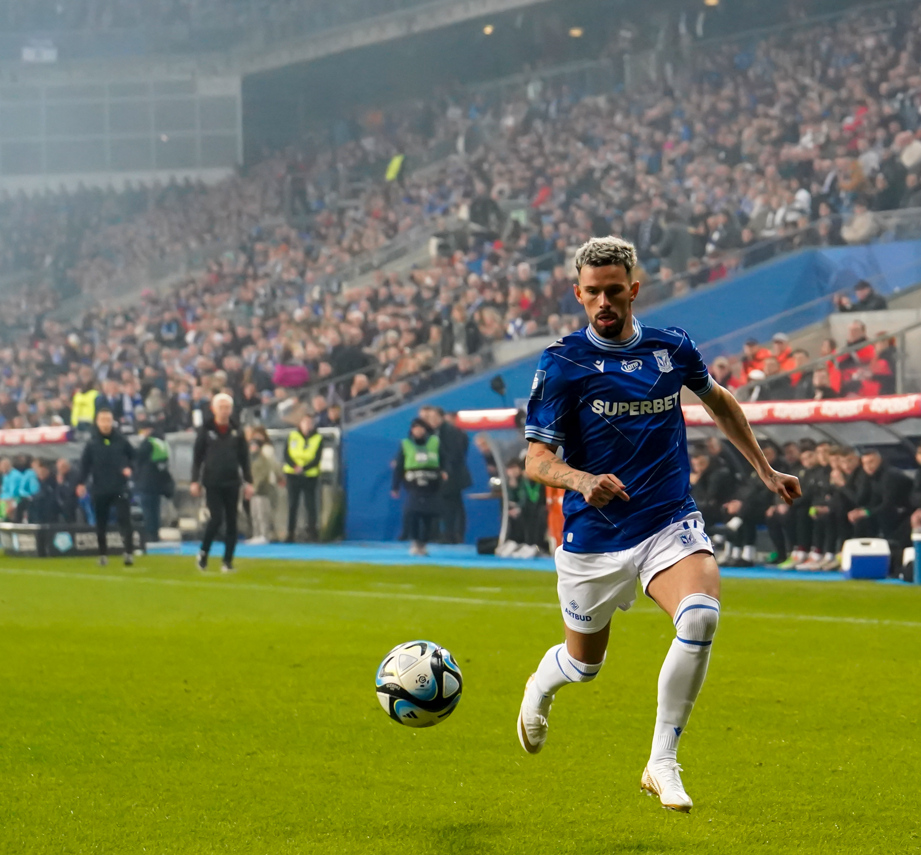 Kristofferze Velde, obudź się i prowadź tę lokomotywę. Bez Norwega Lech daleko nie zajedzie