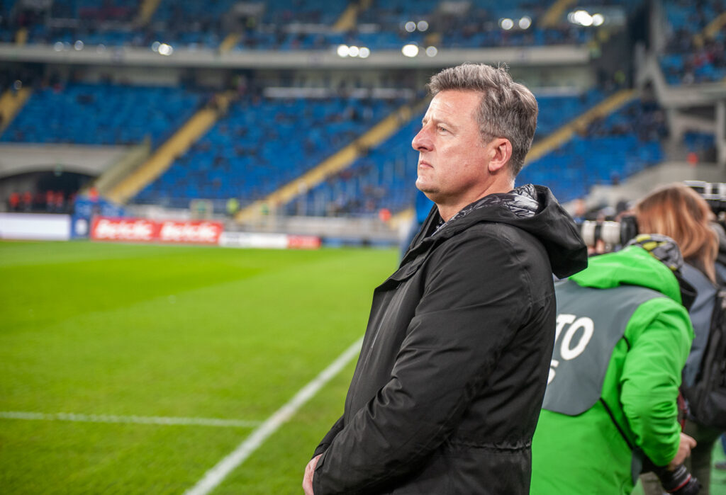 Nie wytrzymał presji oczekiwań. Kosta Runjaic zwolniony z Legii