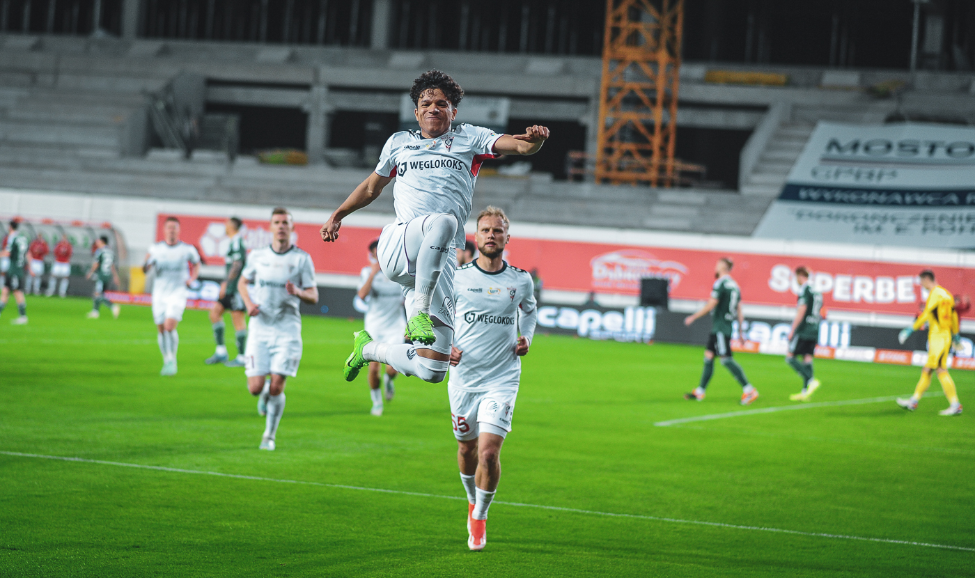 Górnik tegorocznym „Rycerzem Wiosny”, Śląsk razi bezradnością