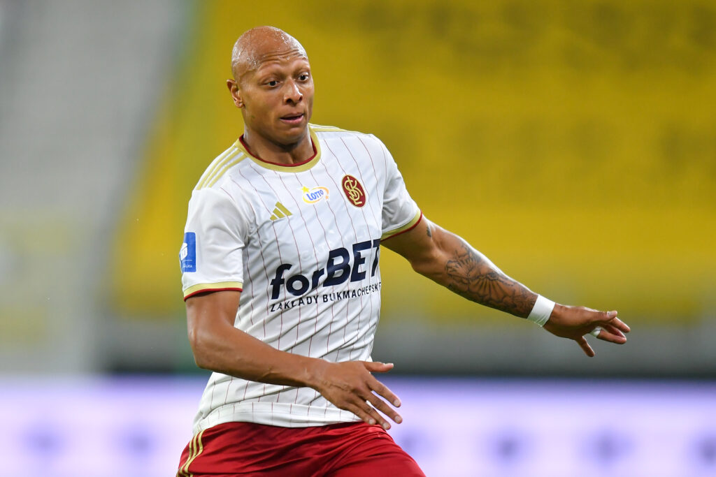 Napastnik ŁKS-u na celowniku Widzewa. Kay Tejan może zmienić barwy klubowe