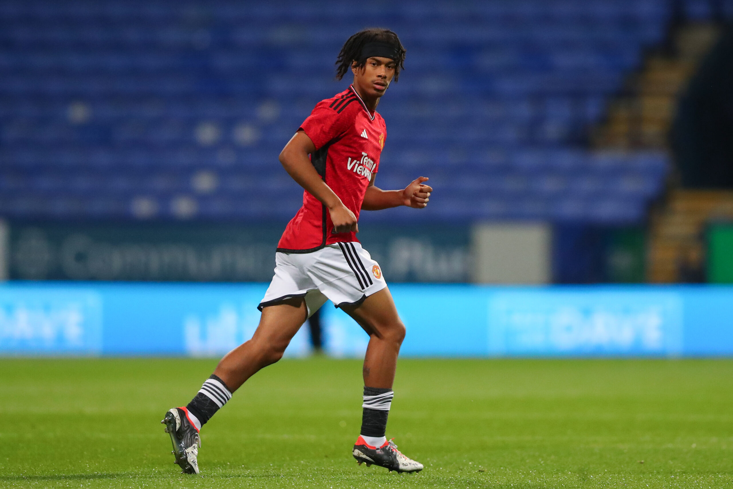 Maxi Oyedele – nowy młody talent Legii