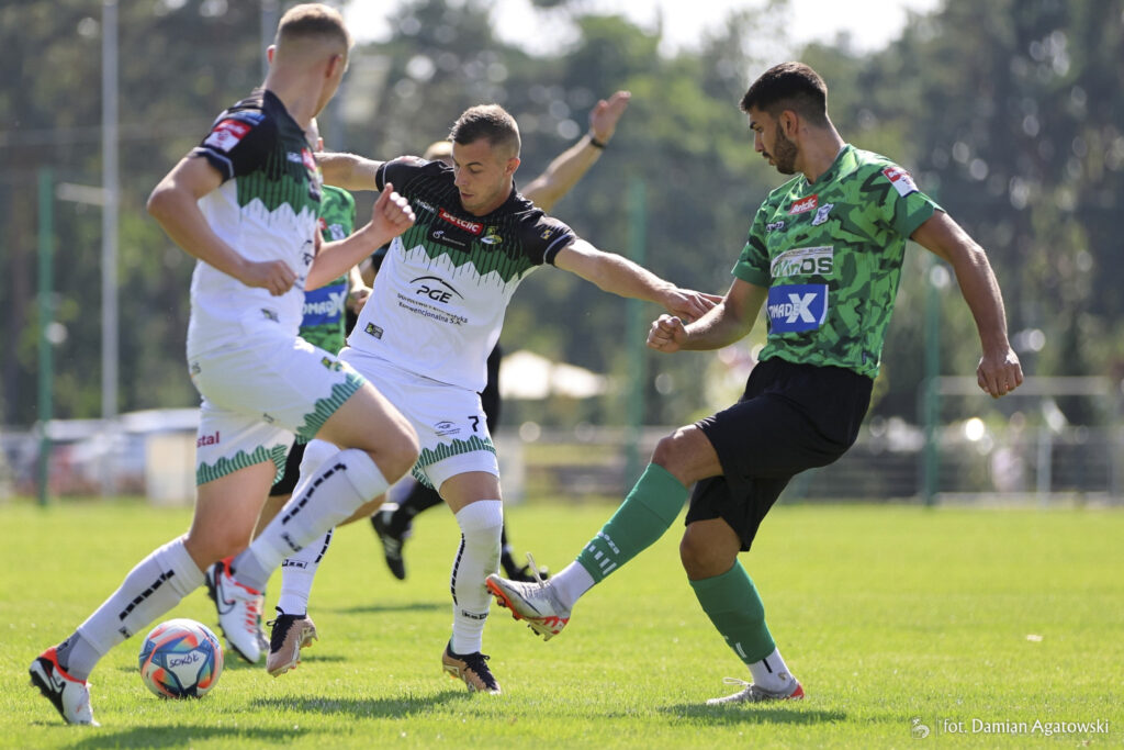 GKS Bełchatów przerwał serię beniaminka. Jak gra grupa pierwsza 3. ligi?