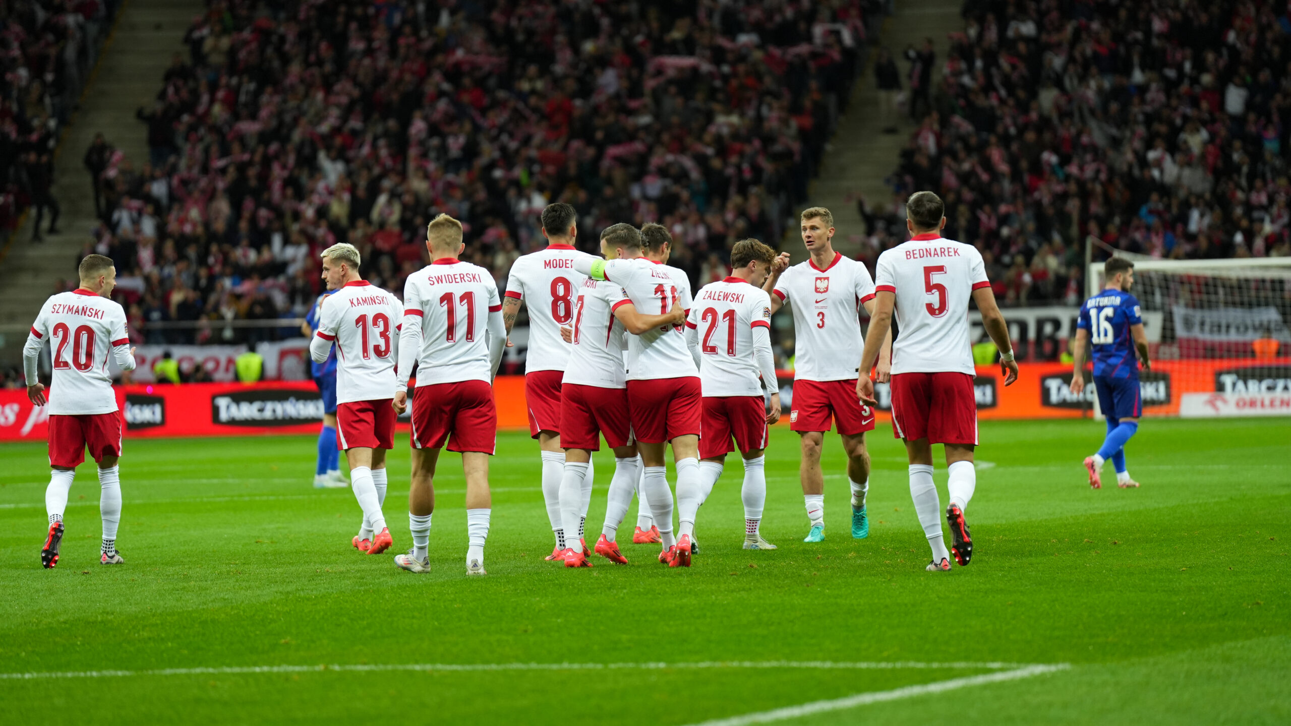 Urban gra va banque. Polska bez defensywnego pomocnika