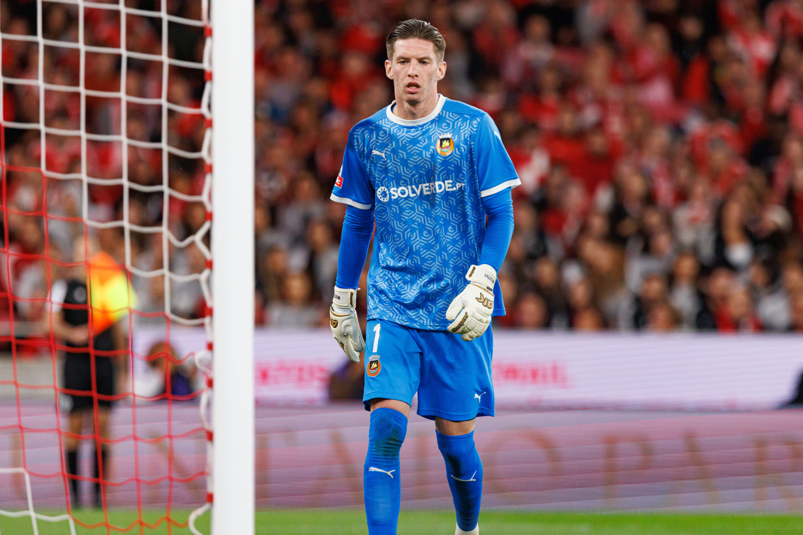 Cezary Miszta odżył w Rio Ave! Polski bramkarz wyróżniony przez portugalskie media