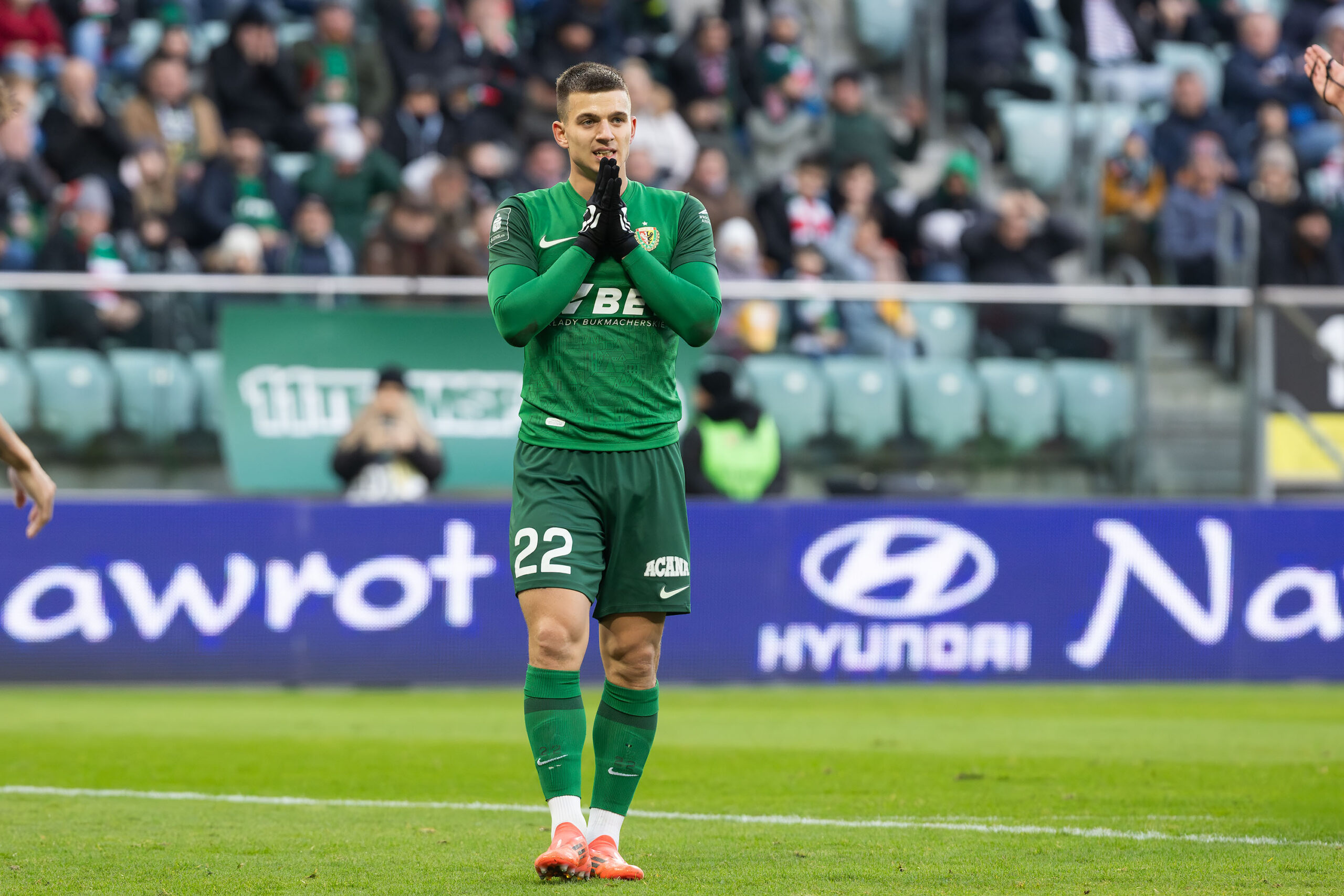 Mateusz Żukowski błyszczy na boisku. To zasługa nowego trenera