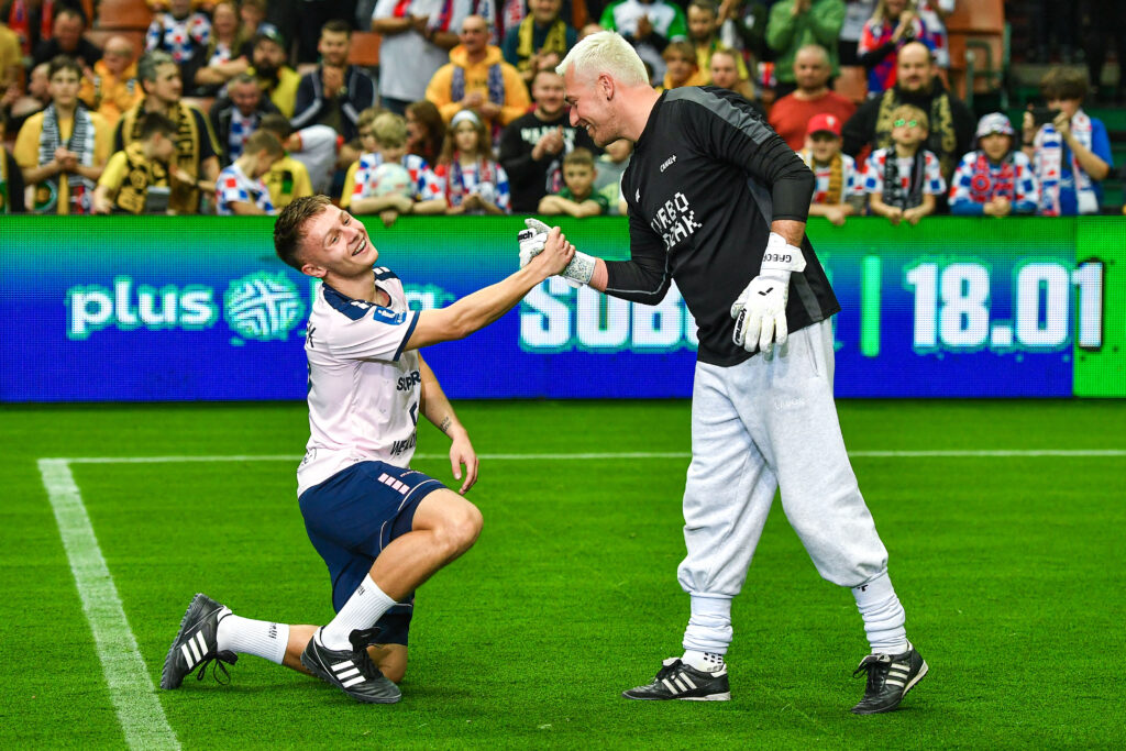 Spodek nie odleciał… ale było blisko! [KOMENTARZ]