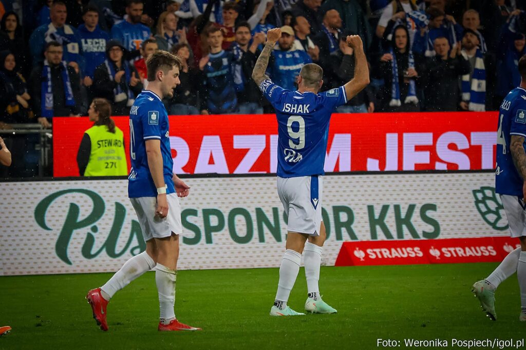 Czym jest self-handicapping? – pokazują i objaśniają kibice Lecha Poznań