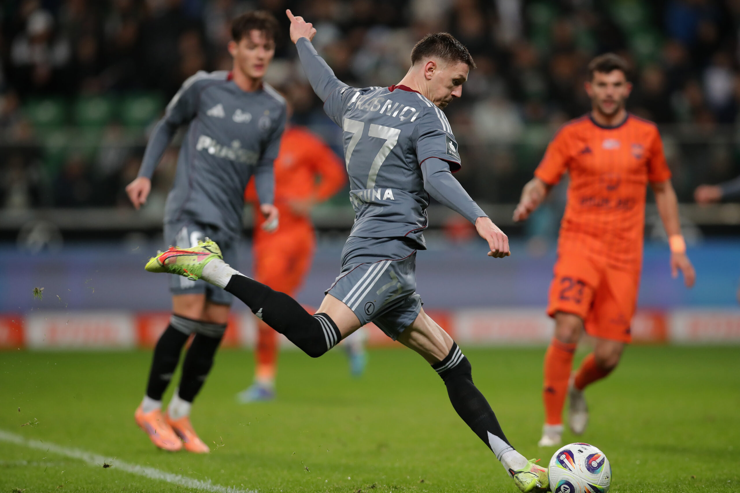 Legia Warszawa przeszła przez „Pasy” i wraca do dobrej formy