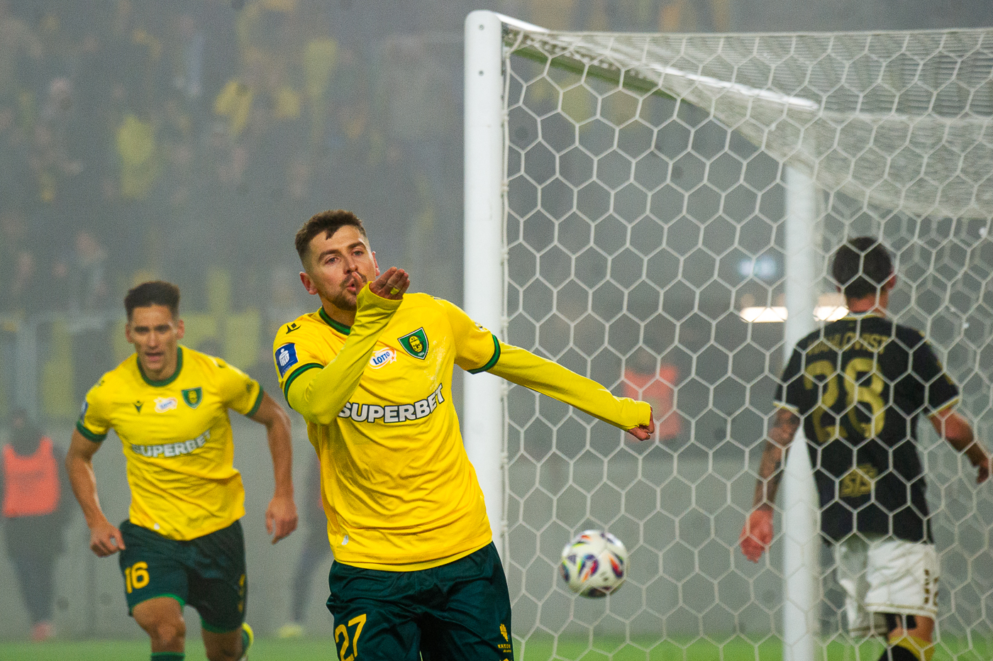 Bartosz Nowak puka do reprezentacji. Czy selekcjoner go usłyszy?